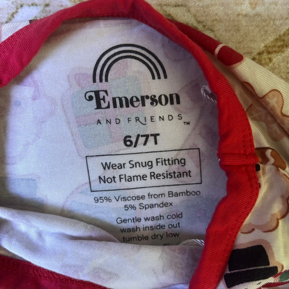 Emerson and Friends Christmas Holiday Cookie Bamboo Viscose Pajama Top Kids 6/7T - Picture 3 of 8